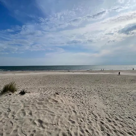 Ferienhaus 4 Person In Blavand-by Traum Blåvand