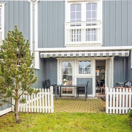 Semesterbostad 4 Person In Blavand-by Traum *